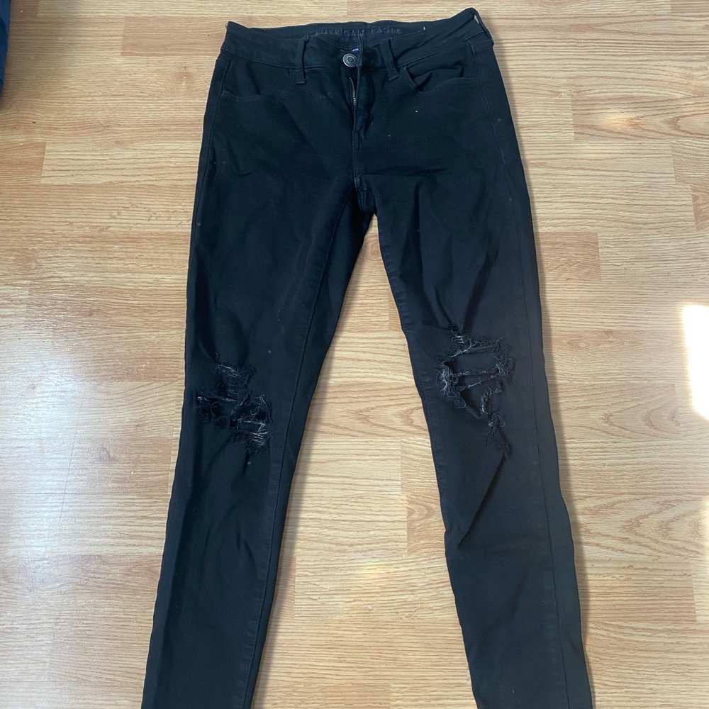 Balck skinny jeans, American Eagle, rips at knees